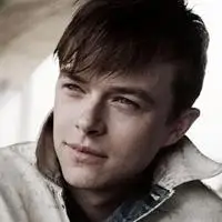 6686体育金牌作者Charlie