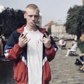 6686体育铁牌作者Leo